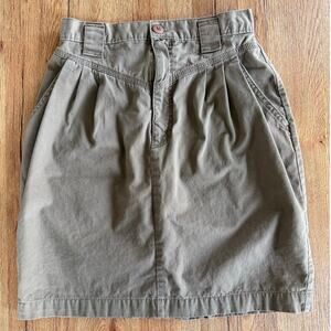 VTG American Eagle Outfitters Khaki High Rise Skirt. Size 8.